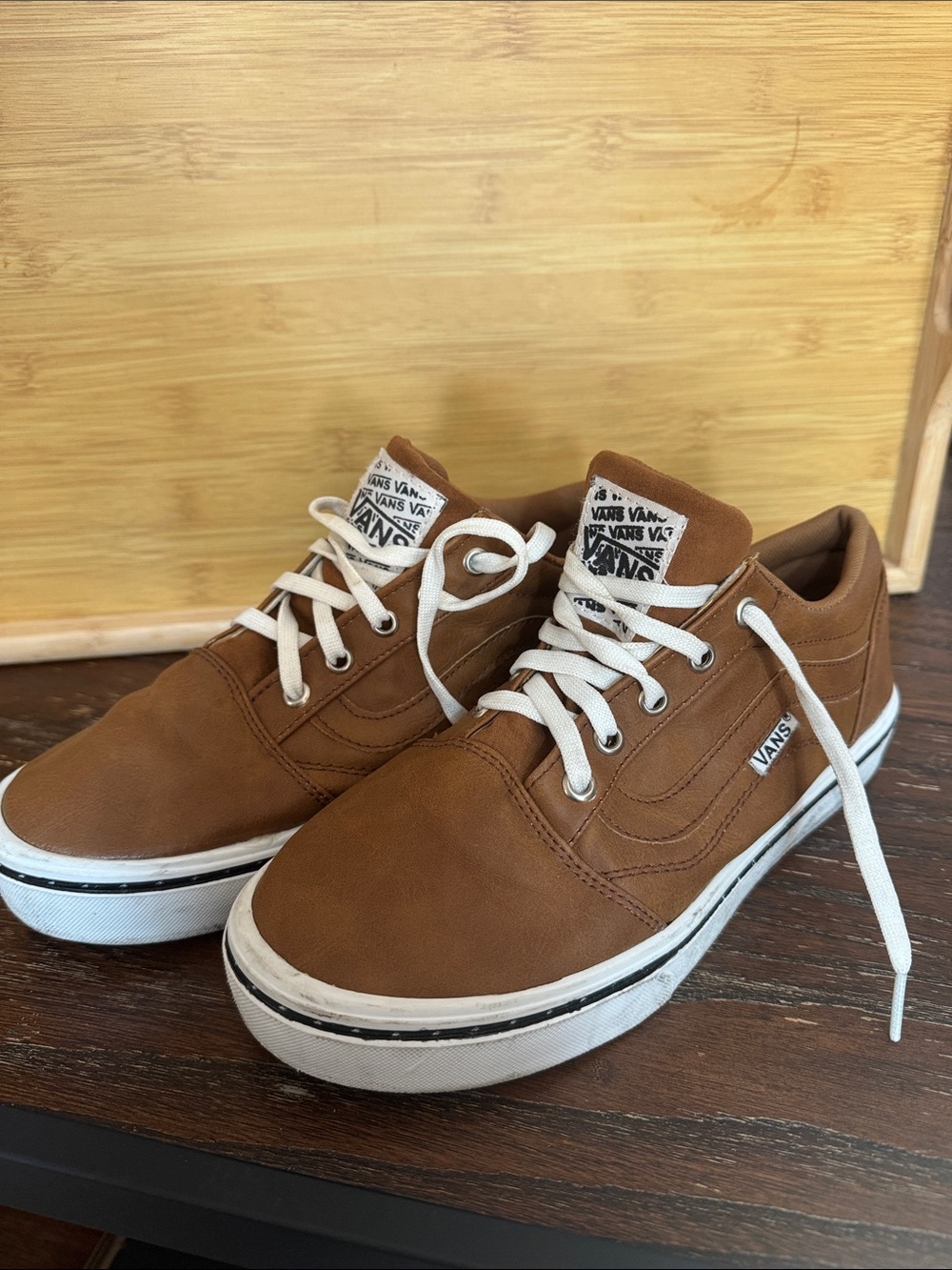 Vans Men’s Tan leather Low-Top Skate Sneakers with White Laces